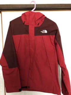 【toshi37さん専用】THE NORTH FACE マウンテンパーカーのサムネイル