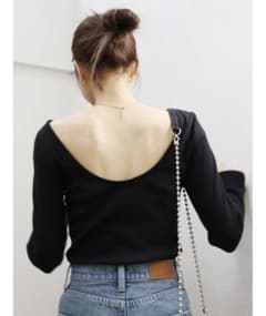 ❤︎今だけセール❤︎バックオープン長袖トップス（ブラック）のサムネイル