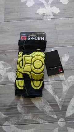 G-FORM シンガード xsのサムネイル