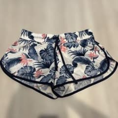 ロキシー　ショートパンツ 美品のサムネイル