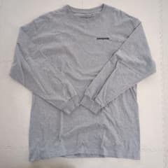 Patagonia フィッシュロゴ 長袖Tシャツ グレーのサムネイル