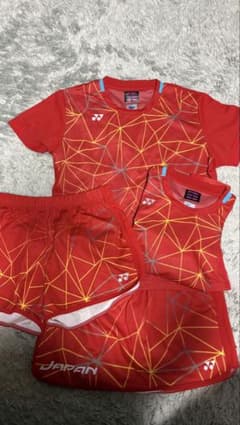 YONEX テニスウェア JAPANモデル 上下セットのサムネイル