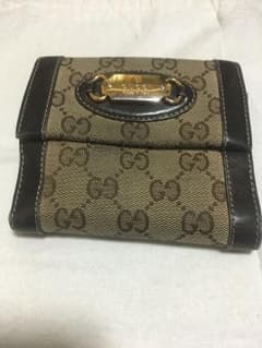 GUCCI二つ折り財布のサムネイル