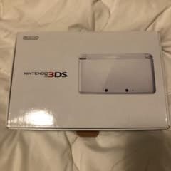ニンテンドー3DS ピュアホワイト　本体のサムネイル