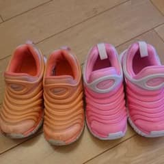 NIKE ナイキ ダイナモフリー 17のサムネイル