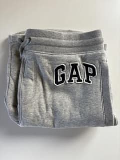 GAP グレー ショートパンツ バックポケット付きのサムネイル