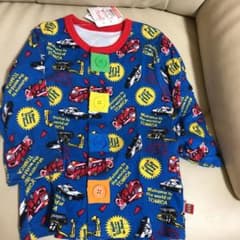新品　サイズ90 キッズ　パジャマ　トミカのサムネイル