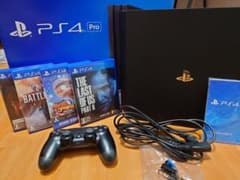 PS4 PRO CUH-7000BB01のサムネイル