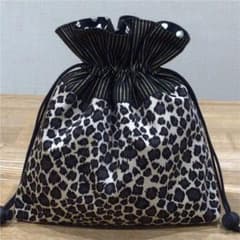 巾着袋「ハンドメイド」ヒョウ柄のサムネイル