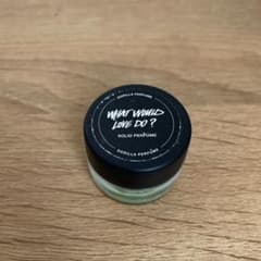 ラッシュ　LUSH 練り香水　ソリッドパフューム　ワット ウドゥ ラブ ドゥ？のサムネイル