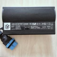 【ジャンク】電動ラッセル オスーノ純正充電器のサムネイル