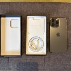 Apple iPhone 13 Pro グラファイト 本体のサムネイル