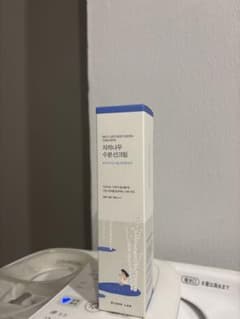 ROUND LAB BRIGHT JAJANAMU MOISTURIZINGのサムネイル
