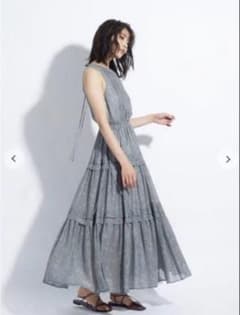 新品　FRAY I.D ティアード花柄ロングワンピース グレーのサムネイル