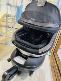 コンビ　チャイルドシート　ISOFIXのサムネイル