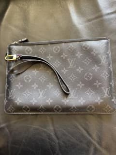 LOUIS VUITTON × fragment 付属品クラッチバッグのサムネイル