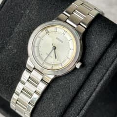 SEIKO 세이코 엑셀린 실버 심플 여성 시계