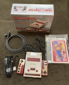 ニンテンドークラシックミニ ファミリーコンピュータのサムネイル