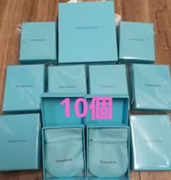 ティファニー【現行品】box 紙袋 12個セット　　　　　極美品　ブルーボックス ティファニー【現行品】box 紙袋 10個セット極美品 - メルカリ