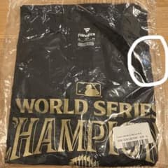 値下げ　ドジャース ワールドシリーズ 2024優勝記念 パレード Tシャツ XLのサムネイル