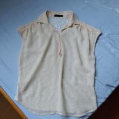 ピンキーアンドダイアン　レースバック半袖シャツ　クリーム色　М　お値下げ