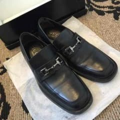 GUCCＩ グッチ‼︎ メンズ 革靴 〈美品〉のサムネイル