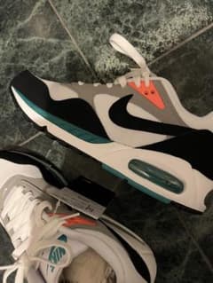 NIKE靴のサムネイル