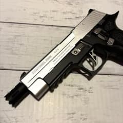 希少】 東京マルイ センチネル ナイン レオンモデル バイオハザード 美 