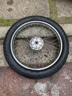 CB750fourフロントホイールのサムネイル
