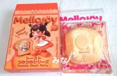 Mellojoy トーストつみつみシリーズ ふわふわ豆乳 スクイーズ - メルカリ