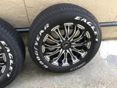 ［値下げ］ハイエース　ホイール　タイヤ　215/65r16のサムネイル