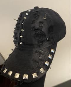 スタッズ付き ダメージ加工 キャップ 黒 パンク ロック グランジ 帽子