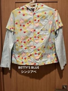 BETTY'S BLUE シンジアベ 苺柄フード付き長.半袖2wayジャケットのサムネイル