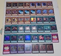 遊戯王カード ブラックマジシャンデッキパーツ - メルカリ