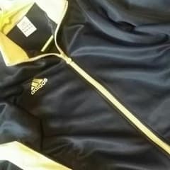 adidasジャージのサムネイル