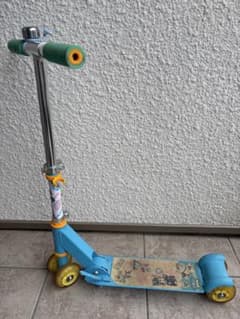 パウ・パトロール キックボード 子供用 - メルカリ