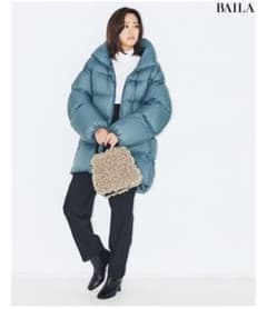 asuka様専用　UNIQLOUダウンコート発売日即日完売色のサムネイル