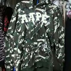 正規品エイプ　今月いっぱいまで！のサムネイル