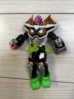仮面ライダーエグゼイド フィギュアのサムネイル