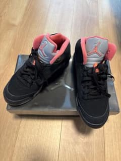 NIKE AIR JORDAN5 ブラック 黒 ピンク スニーカーのサムネイル