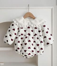 【完売品】韓国子供服 ハート柄 キルティング ロンパース アウター　9〜12mのサムネイル