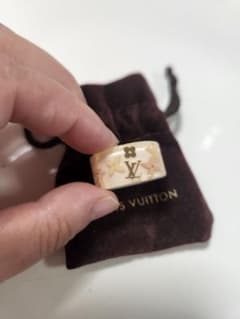 Louis Vuitton フラワー＆星モチーフリングのサムネイル