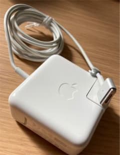 Apple 45W MagSafe 2 電源アダプタのサムネイル