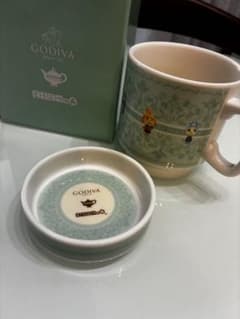 GODIVA × どうぶつの森 マグカップ＆豆皿セット　新品・未使用のサムネイル