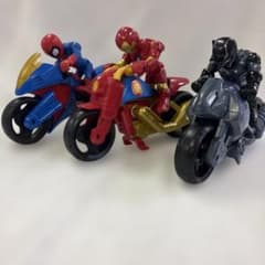 アイアンマン・スパイダーマン・ブラックパンサー フィギュア バイク