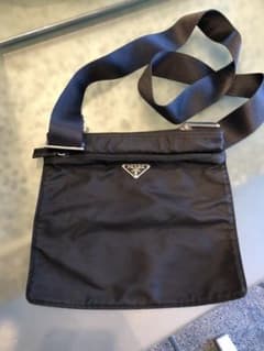 PRADA プラダ ショルダーバッグのサムネイル