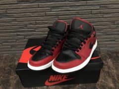 最終価格ナイキNIKE AIR JORDAN 1 エアジョーダン1LOW レッドのサムネイル