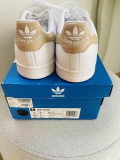 adidas Stan Smith ホワイト/ベージュ 24cmのサムネイル