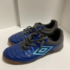 UMBRO アンブロ フットサルシューズのサムネイル