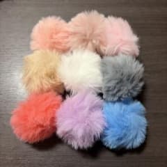 ふわふわファー ポンポン ストラップ 9色セットのサムネイル